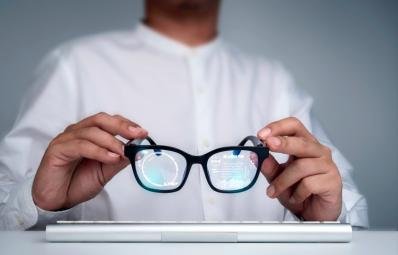 From Concept to Market: A Step-by-Step Guide to Developing Smart Glasses